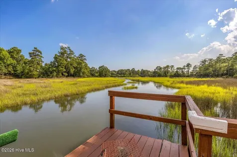 609 Sawgrass Road Hampstead NC 28443
