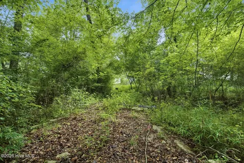857 Mill River Road Jacksonville NC 28540