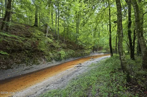 857 Mill River Road Jacksonville NC 28540