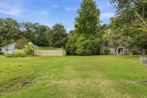 857 Mill River Road Jacksonville NC 28540