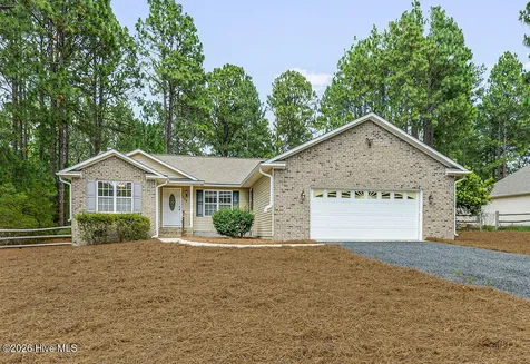108 Brandywine Drive Seven Lakes NC 27376