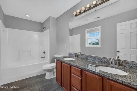 115 Dukes Lake Circle Richlands NC 28574