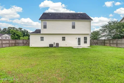 115 Dukes Lake Circle Richlands NC 28574