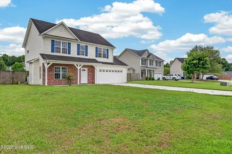 115 Dukes Lake Circle Richlands NC 28574