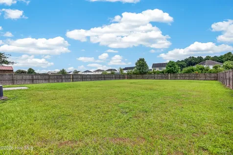 115 Dukes Lake Circle Richlands NC 28574