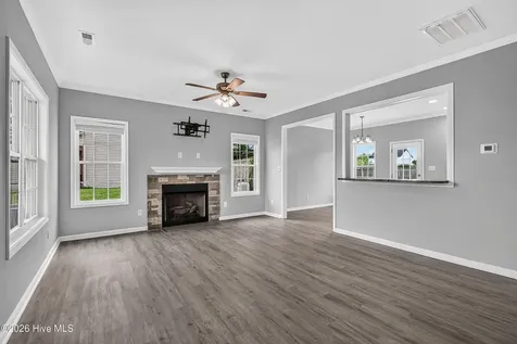 115 Dukes Lake Circle Richlands NC 28574