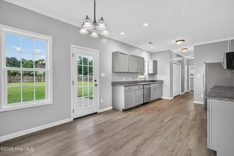 115 Dukes Lake Circle Richlands NC 28574