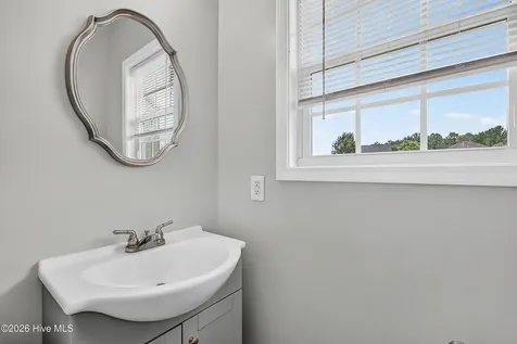 115 Dukes Lake Circle Richlands NC 28574