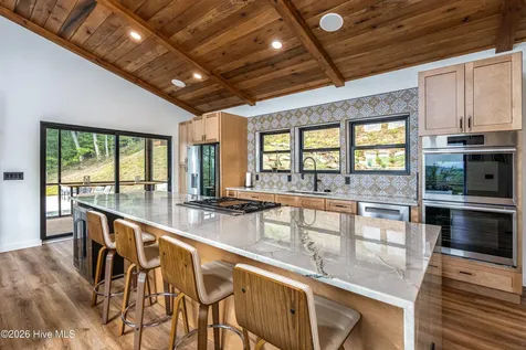 629 Peaks Drive Hayesville NC 28904
