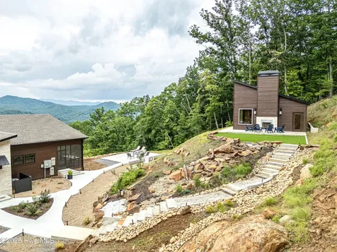 629 Peaks Drive Hayesville NC 28904