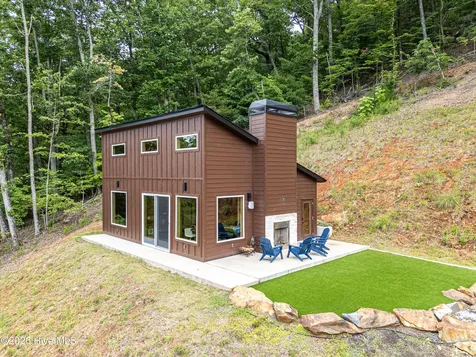 629 Peaks Drive Hayesville NC 28904