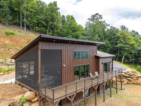 629 Peaks Drive Hayesville NC 28904
