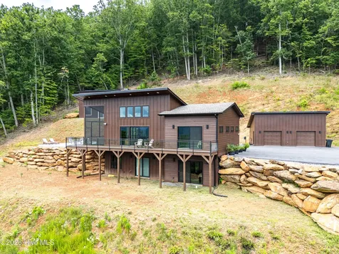 629 Peaks Drive Hayesville NC 28904