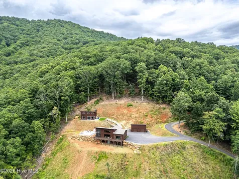 629 Peaks Drive Hayesville NC 28904