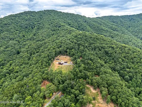 629 Peaks Drive Hayesville NC 28904