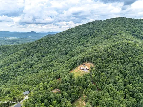 629 Peaks Drive Hayesville NC 28904