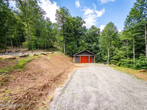 629 Peaks Drive Hayesville NC 28904