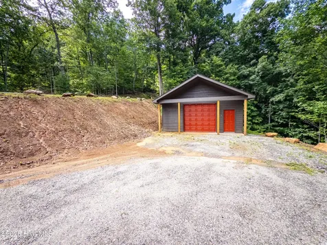 629 Peaks Drive Hayesville NC 28904