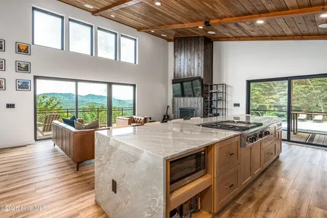 629 Peaks Drive Hayesville NC 28904