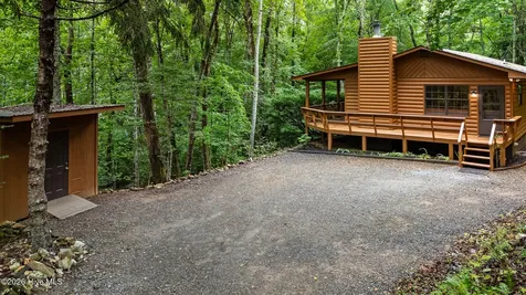 33 Hundred Acre Woods Drive Murphy NC 28906