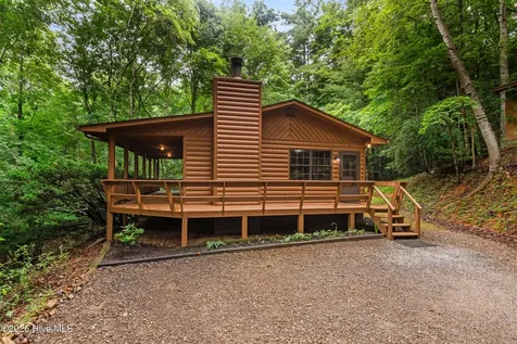 33 Hundred Acre Woods Drive Murphy NC 28906