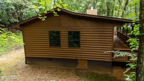33 Hundred Acre Woods Drive Murphy NC 28906