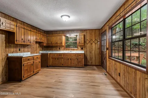 33 Hundred Acre Woods Drive Murphy NC 28906