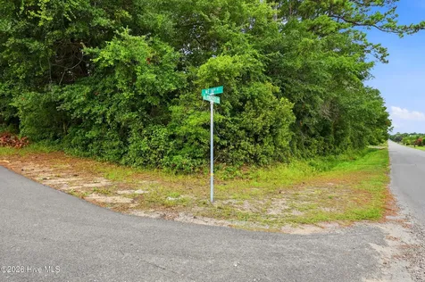 L36 E Yacht Drive Oak Island NC 28465