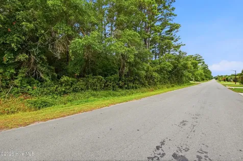 L36 E Yacht Drive Oak Island NC 28465