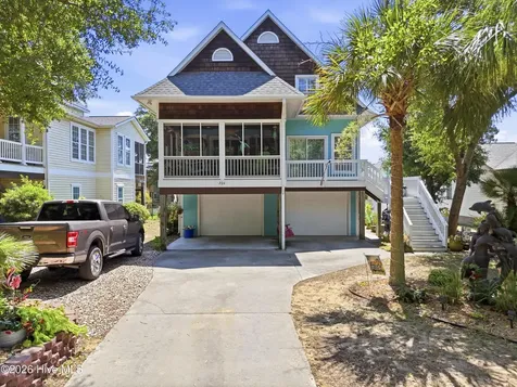 204 NE 60th Street Oak Island NC 28465