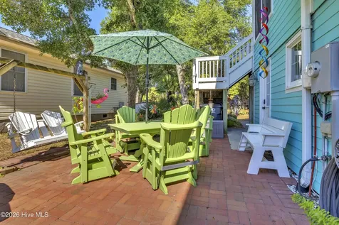 204 NE 60th Street Oak Island NC 28465