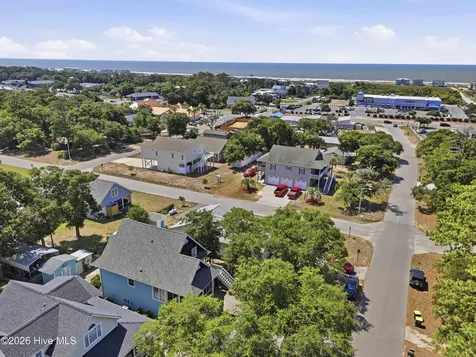 204 NE 60th Street Oak Island NC 28465