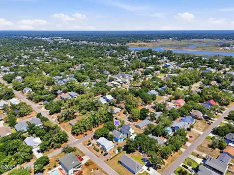 204 NE 60th Street Oak Island NC 28465
