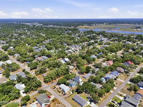 204 NE 60th Street Oak Island NC 28465