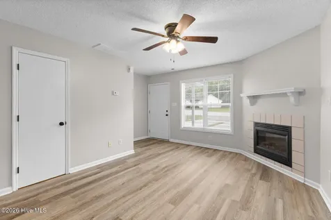 893 W Pueblo Drive Jacksonville NC 28546