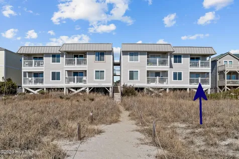 104 Ocean Boulevard E Holden Beach NC 28462