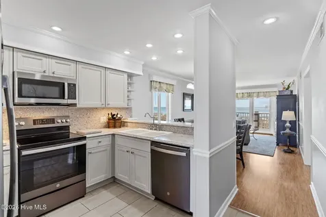 104 Ocean Boulevard E Holden Beach NC 28462