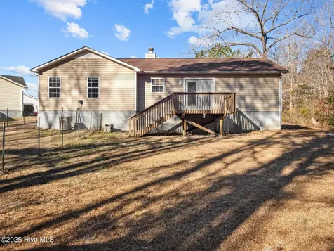 218 Winterberry Court Jacksonville NC 28540