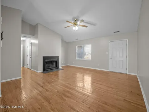 218 Winterberry Court Jacksonville NC 28540