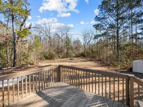 218 Winterberry Court Jacksonville NC 28540