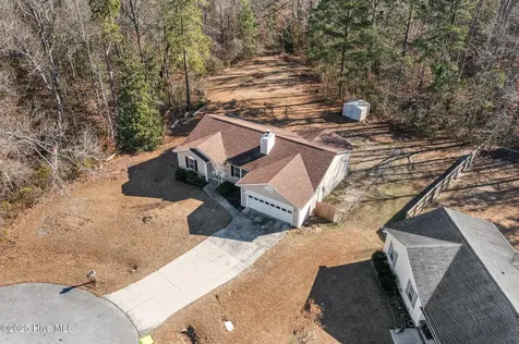 218 Winterberry Court Jacksonville NC 28540