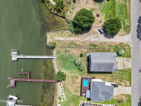 1308 E Yacht Drive Oak Island NC 28461