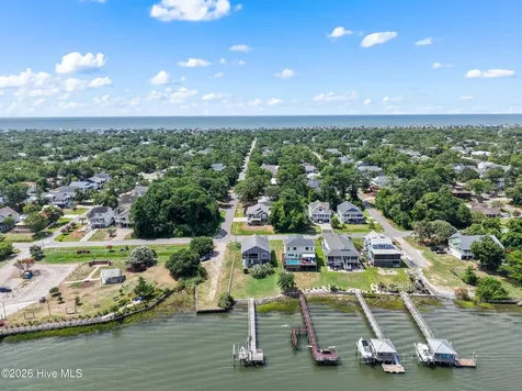 1308 E Yacht Drive Oak Island NC 28461