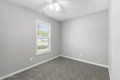 130 Sweetwater Drive Jacksonville NC 28540
