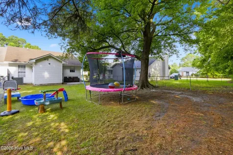 103 Glenside Court Midway Park NC 28544