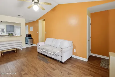 103 Glenside Court Midway Park NC 28544