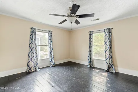 216 Fleming Street Washington NC 27889