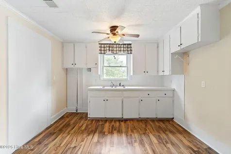216 Fleming Street Washington NC 27889