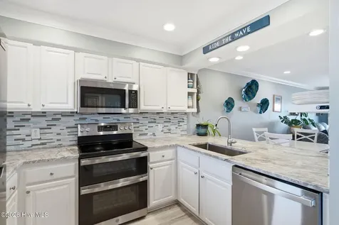 400 Virginia Avenue Carolina Beach NC 28428