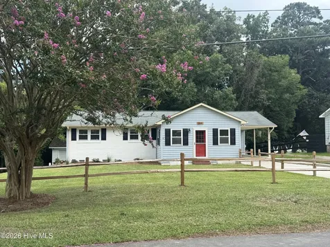 208 Regalwood Drive Jacksonville NC 28546
